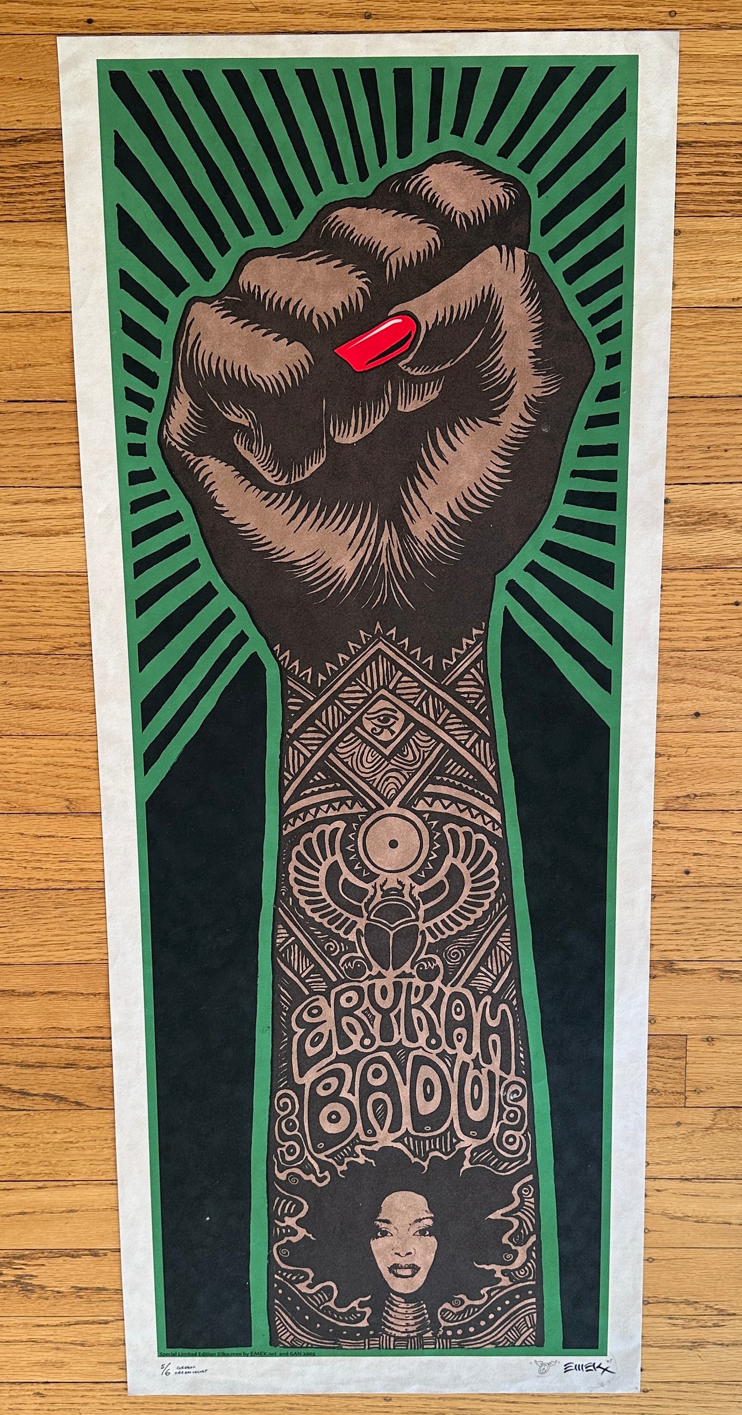 ERYKAH BADU FIST 2005 EMEK